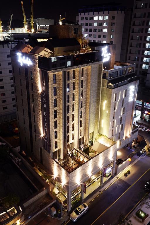 Js The Classic Hotel Osan Bagian luar foto