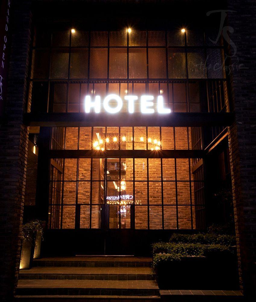 Js The Classic Hotel Osan Bagian luar foto